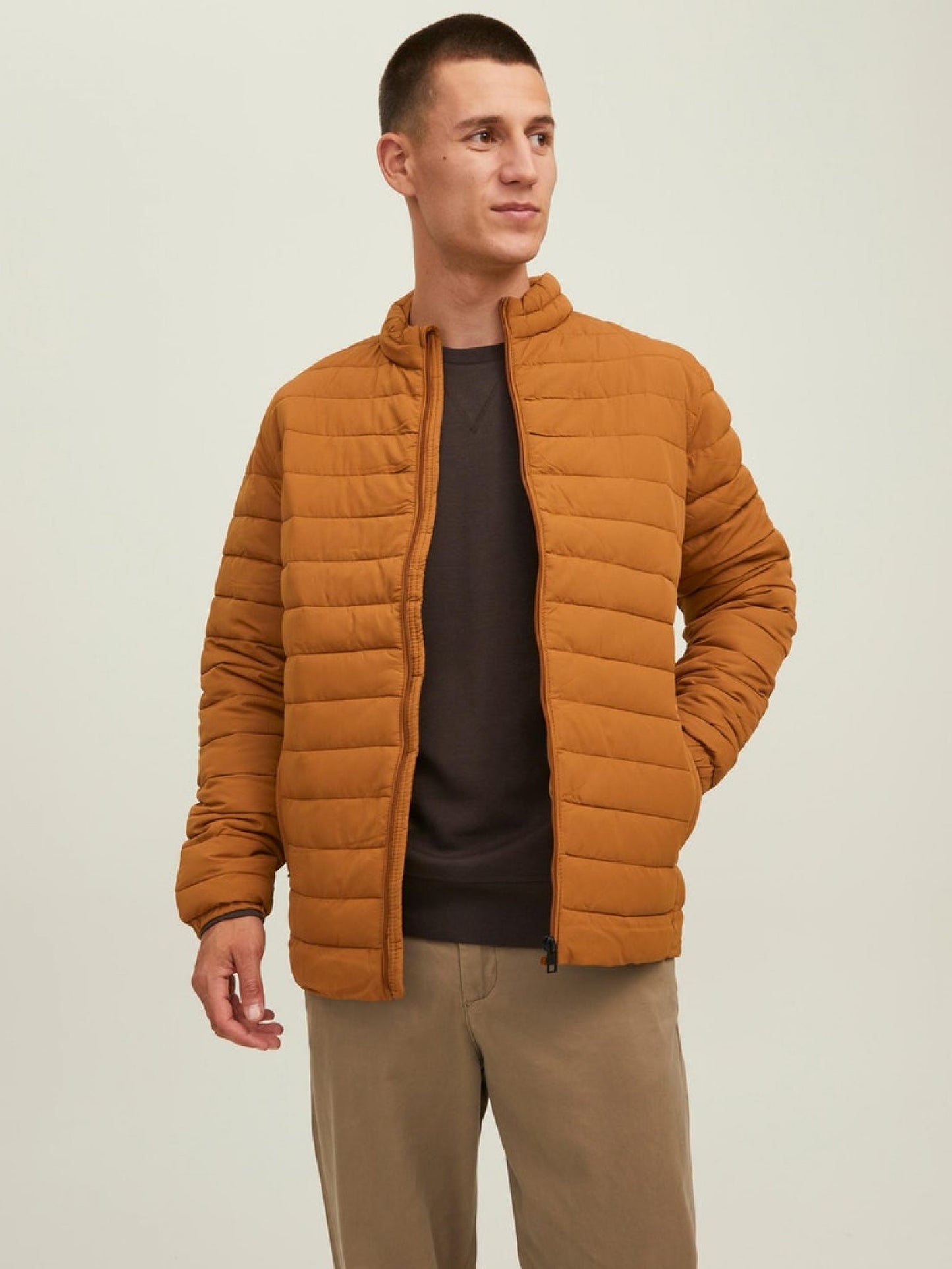 JJERECYCLE PUFFER COLLAR