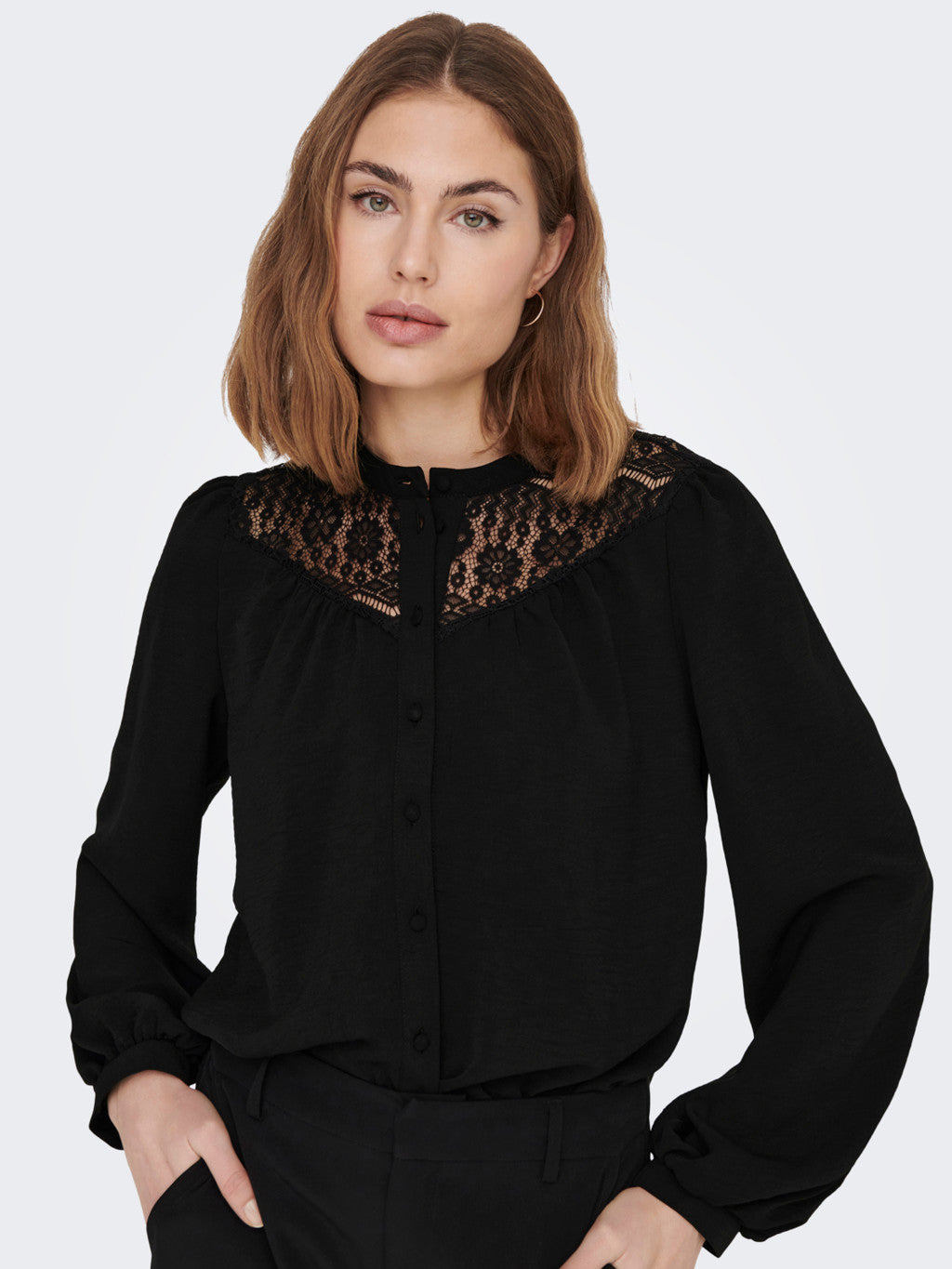 ONLMETTE MIX LACE BUTTON TOP